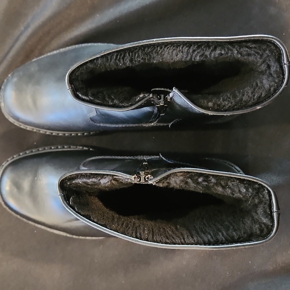 NEW TOE WARMERS | $155 Men's Sport Walks Track Leather Boots - Picture 6 of 11